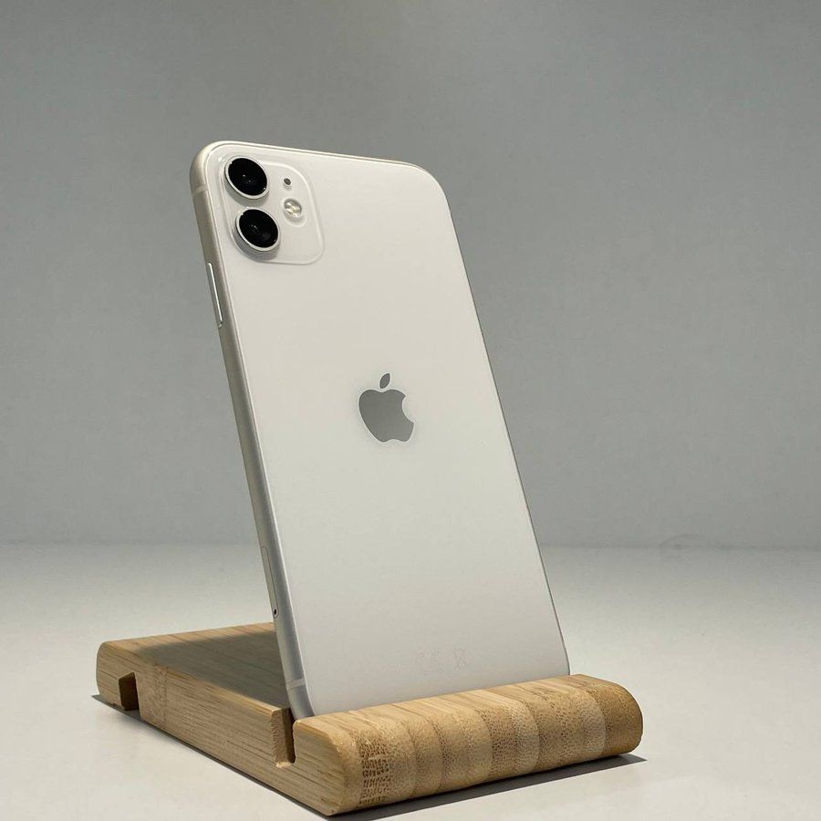 Б/У iPhone 11 128gb White 0361 фото