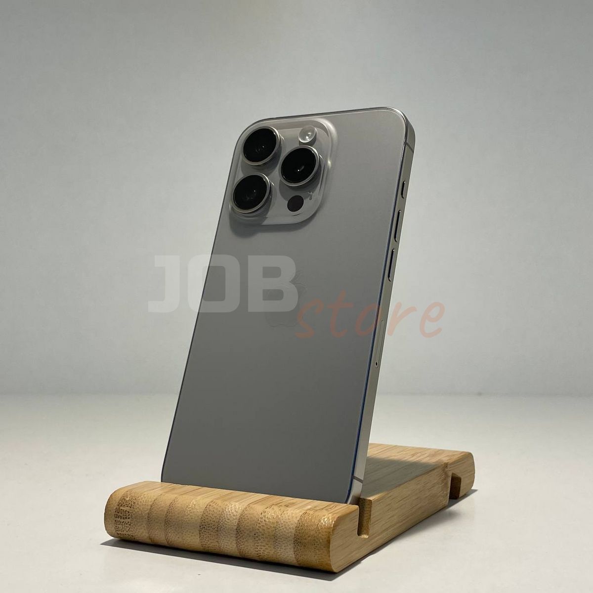 Б/У iPhone 15 Pro 512gb Natural Titanium 70575 фото