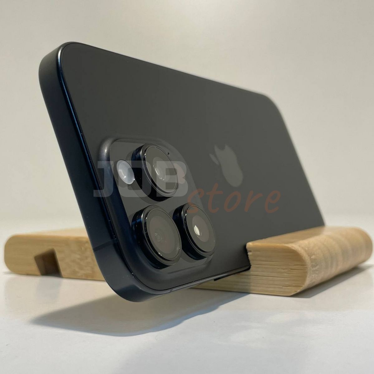 Б/У iPhone 16 Pro 256gb Black Titanium 87349 фото