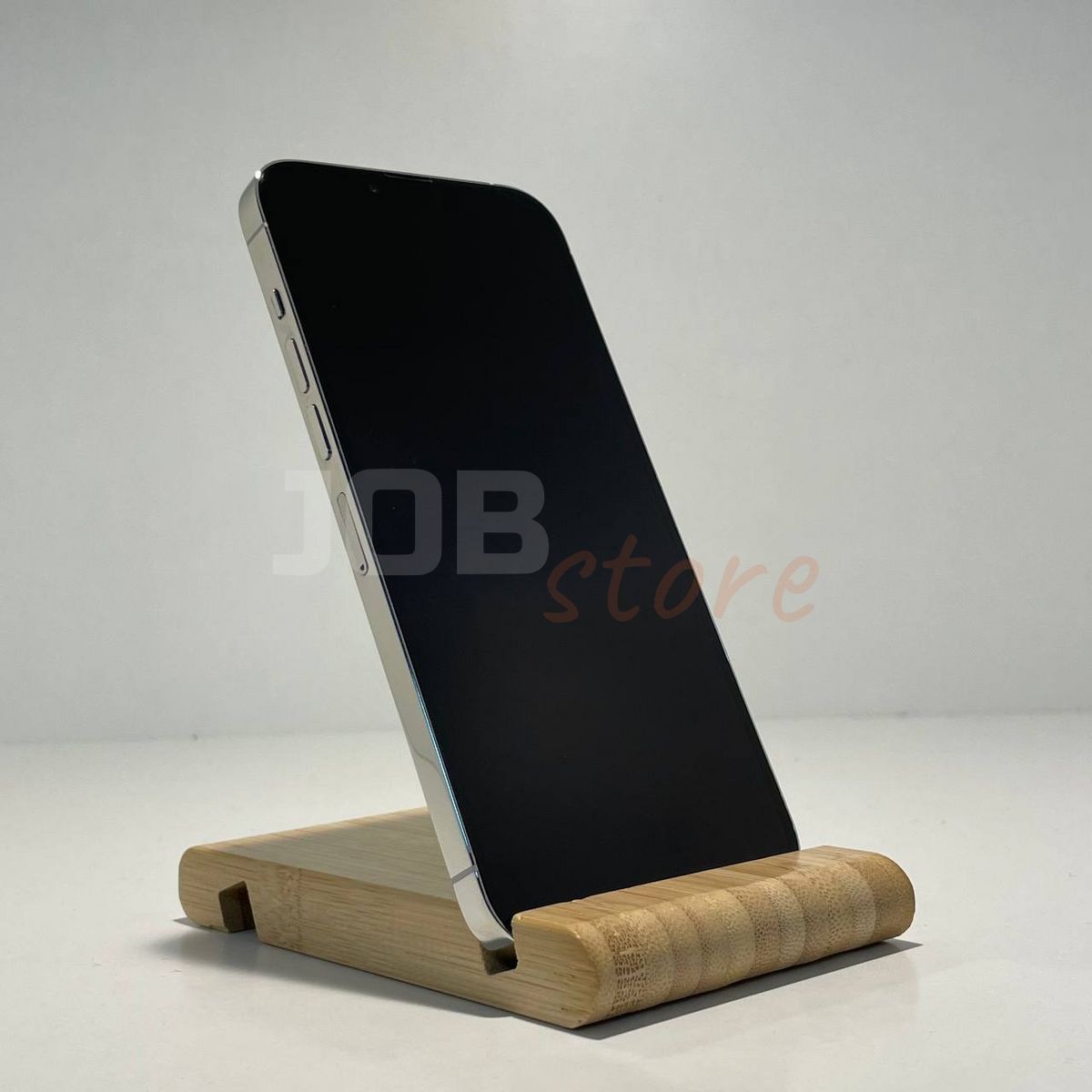 Б/У iPhone 13 Pro Max 256gb Silver  01618 фото