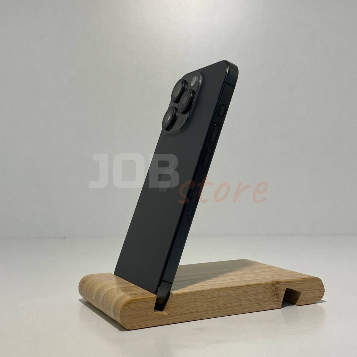 Б/У iPhone 15 Pro 128gb Black Titanium 37626 фото