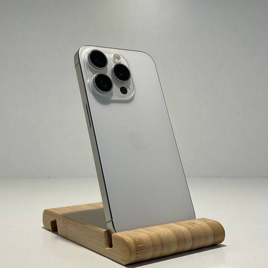 Б/У iPhone 15 Pro 256gb White Titanium 71788 фото