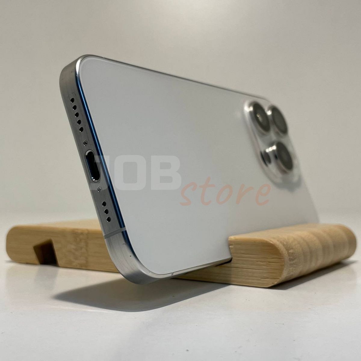 Б/У iPhone 15 Pro 128gb White Titanium 75391 фото