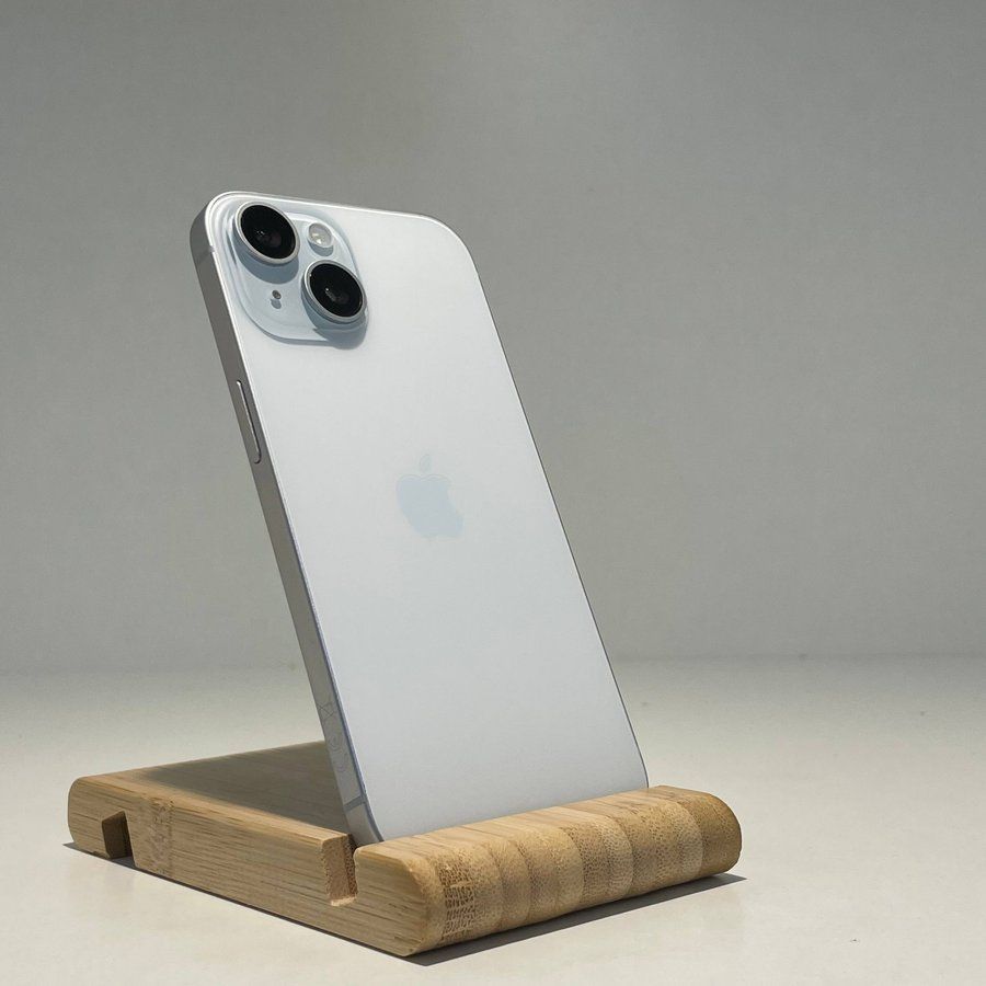 Б/У iPhone 15 128gb Blue 69540 фото