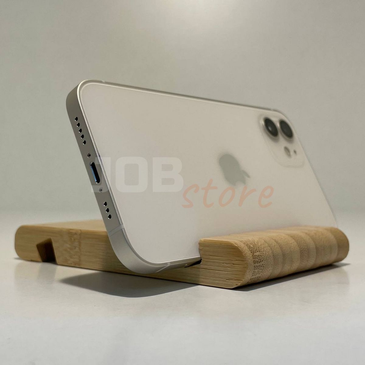 Б/У iPhone 12 128Gb White 00544 фото